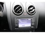 Nissan Qashqai 1.6 Connect Edition automaat. Leder, panoramadak, trekhaak afneembaar.