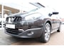 Nissan Qashqai 1.6 Connect Edition automaat. Leder, panoramadak, trekhaak afneembaar.