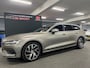 Volvo V60 2.0 T5 Momentum/ Nederlandse auto/ Elektrisch trekhaak/ Automaat/ Achteruitrijcamera/ Navi/ Pano