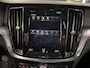 Volvo V60 2.0 T5 Momentum/ Nederlandse auto/ Elektrisch trekhaak/ Automaat/ Achteruitrijcamera/ Navi/ Pano