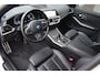 BMW 3-Serie Touring 320e M-SPORT ORG.NED / SOH 90% / LASER / LEER / TREKHAAK / SFEERVERLICHTING / DEALER-ONDERHOUDEN / 19INCH