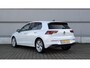 Volkswagen Golf 1.5 eHybrid 204pk Life Edition | SoH 100% | Trekhaak | Panoramadak
