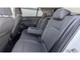 Volkswagen Golf 1.5 eHybrid 204pk Life Edition | SoH 100% | Trekhaak | Panoramadak