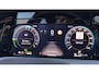Volkswagen Golf 1.5 eHybrid 204pk Life Edition | SoH 100% | Trekhaak | Panoramadak