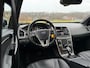 Volvo XC60 2.0 D3 FWD Kinetic Automaat / Panoramadak / Leder / Camera / Navi / Stoelverwarming / 18" Velgen / PDC / Cruise / LED /