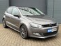 Volkswagen Polo 1.2 TSI Highline MATCH|STOELVERWARMING|CRUISE|PDC|1.5 JAAR APK|ALL SEASON BANDEN