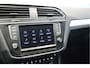 Volkswagen Tiguan 1.4 TSI ACT Connected navi cruise pdc trekhaak 17 inch !!