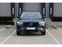 Volvo XC60 T6 Plug-in hybrid AWD Plus Dark | Head-up display | All-season banden | Adaptive Cruise & Pilot Assist | Panoramisch Schuif-/Kanteldak | 360-Camera | Harman Kardon Premium Audio | Draadloze Telefoonlader