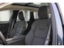Volvo XC60 T6 Plug-in hybrid AWD Plus Dark | Head-up display | All-season banden | Adaptive Cruise & Pilot Assist | Panoramisch Schuif-/Kanteldak | 360-Camera | Harman Kardon Premium Audio | Draadloze Telefoonlader