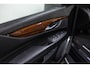 Cadillac Escalade 6.2 V8 Platinum 6 persoonsuitvoering (€ 35.495,87 Ex B.T.W) captain chairs