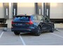 Volvo V60 T6 Plug-in hybrid AWD Plus Dark | Rondomzicht Camera| Semi Electrische trekhaak| Electronic Climate Control | Adaptieve Cruise Control | Parkeersensoren | Rijstrooksensor Met Correctie | Navigatiesysteem | Verwarmbare Voorstoelen | Verwarmbaar Stuurwiel | Keyless Entry |