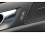 Volvo V60 T6 Plug-in hybrid AWD Business Edition | Extra Getint Glas Achter | Park Assist voor en achter | Premium Audio by Harman Kardon | Adaptieve Cruise Control & Pilot Assist | Keyless Entry & Start | Verwarmbaar stuurwiel | Verwarmbare voorstoelen | Verwarmbare achterbank |