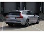 Volvo V60 T6 Plug-in hybrid AWD Business Edition | Extra Getint Glas Achter | Park Assist voor en achter | Premium Audio by Harman Kardon | Adaptieve Cruise Control & Pilot Assist | Keyless Entry & Start | Verwarmbaar stuurwiel | Verwarmbare voorstoelen | Verwarmbare achterbank |