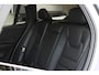 Volvo V60 T6 Plug-in hybrid AWD Business Edition | Extra Getint Glas Achter | Park Assist voor en achter | Premium Audio by Harman Kardon | Adaptieve Cruise Control & Pilot Assist | Keyless Entry & Start | Verwarmbaar stuurwiel | Verwarmbare voorstoelen | Verwarmbare achterbank |
