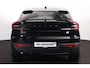 Volvo C40 Extended Range Plus 82 kWh - Panoramadak - IntelliSafe Assist & Surround - Parkeercamera achter - Verwarmde voorstoelen & stuur - Parkeersensoren voor & achter - Draadloze tel. lader - High Performance audio - Warmtepomp - Extra getint glas - Elektr. inklapbare trekhaak - 19' LMV