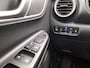 Hyundai Kona Electric EV Fashion 64 kWh | SOH: nnb | 3 Fase | warmtepomp | HUD | Blindspot | Climate | Navi |