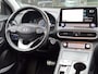 Hyundai Kona Electric EV Fashion 64 kWh | SOH: nnb | 3 Fase | warmtepomp | HUD | Blindspot | Climate | Navi |