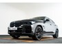 BMW X6 M50i High Executive Panoramadak - Comfortstoelen - CraftedClarity - Akoestische ramen - Comfort Access - Active Cruise Control - Head up - Harman Kardon - Entertainmentsysteem Professional - Zonnescherm achter -
