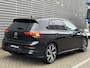 Volkswagen Golf 1.5 TSI 130PK R-Line / 18" LMV / Black Style / LED / Travel Assist / Parkeersensoren voor en achter /  Stoelverwarming