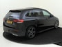 Mercedes-Benz B-klasse 180 Business Solution AMG / Panoramadak/ Night/ Trekhaak