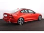 Volvo S60 T5 Intro Edition - Schuif/kanteldak - IntelliSafe Assist & Surround - Harman/Kardon audio - Adaptieve LED koplampen - Parkeercamera achter - Verwarmde voorstoelen & stuur - Parkeersensoren voor & achter - Elektr. bedienb. bestuurdersstoel met geheugen - Head up display - Standkachel - 19' LMV