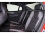 Volvo S60 T5 Intro Edition - Schuif/kanteldak - IntelliSafe Assist & Surround - Harman/Kardon audio - Adaptieve LED koplampen - Parkeercamera achter - Verwarmde voorstoelen & stuur - Parkeersensoren voor & achter - Elektr. bedienb. bestuurdersstoel met geheugen - Head up display - Standkachel - 19' LMV