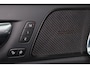 Volvo S60 T5 Intro Edition - Schuif/kanteldak - IntelliSafe Assist & Surround - Harman/Kardon audio - Adaptieve LED koplampen - Parkeercamera achter - Verwarmde voorstoelen & stuur - Parkeersensoren voor & achter - Elektr. bedienb. bestuurdersstoel met geheugen - Head up display - Standkachel - 19' LMV