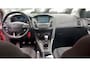 Ford Focus 1.5 Red Edition.Climate control,Navi,Cruise control,Parking system,Trekhaak,