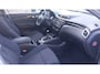 Nissan Qashqai 1.2 Connect Edition,Navi,Climate control,Cruise control,Parking system,Achter rij uit camera,PanoramadakTrekhaak.
