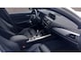 BMW 1-Serie 118i Business+.Climate control,Parking system,Cruise control,Panoramadak,Achteruitrijcamera,Lichtmetalen velgen.