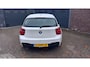 BMW 1-Serie 118i Business+.Climate control,Parking system,Cruise control,Panoramadak,Achteruitrijcamera,Lichtmetalen velgen.