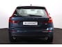 Volvo XC60 B5 Momentum Exclusive - Panorama/schuifdak - IntelliSafe Assist & Surround - 360º Camera - Harman/Kardon audio - Verwarmde voorstoelen & stuur - Parkeersensoren voor & achter - Head up display - 19' LMV