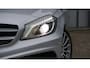 Mercedes-Benz A-klasse 180 2x AMG Line Navi Xenon 18inch LM Leder/Alcantara 130869km!