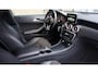 Mercedes-Benz A-klasse 180 2x AMG Line Navi Xenon 18inch LM Leder/Alcantara 130869km!
