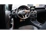 Mercedes-Benz A-klasse 180 2x AMG Line Navi Xenon 18inch LM Leder/Alcantara 130869km!
