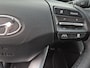Hyundai Kona Electric EV Comfort Smart 39 kWh Automaat / Accu SOH 96% / Fabrieksgarantie tot 21-08-2028 / WLTP bereik 305 km stad 435 km / Stuur en Stoelverwarming / Adaptief CC / Achteruitrijcamera / Warmtepomp / Apple Carplay Android Auto /
