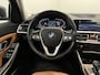 BMW 3-Serie Touring 330i Executive Edition | Panoramadak | Trekhaak | Stoelverwarming |