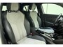 Peugeot e-2008 EV GT Pack 50 kWh | Navigatie | Achteruitrijcamera | Alcantara | Stoelverwarming | Climate control | Cruise control | 18" Lichtmetalen velgen