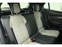 Peugeot e-2008 EV GT Pack 50 kWh | Navigatie | Achteruitrijcamera | Alcantara | Stoelverwarming | Climate control | Cruise control | 18" Lichtmetalen velgen