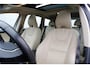 Volvo XC60 2.0 T5 FWD Polar+ | Stoelverwarming | Automaat | Panoramisch Schuif-/Kanteldak | Parkeercamera | Volledig Volvo dealeronderhouden |