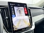 Volvo XC90 T8 Recharge Ultra Bright | 22" | Luchtvering | Geventileerd Nappa | Stoelmassage | Trekhaak | Panoramadak | Head-up | Harman Kardon | 360 Camera | Pixel LED