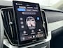 Volvo XC90 T8 Recharge Ultra Bright | 22" | Luchtvering | Geventileerd Nappa | Stoelmassage | Trekhaak | Panoramadak | Head-up | Harman Kardon | 360 Camera | Pixel LED