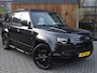 Land Rover Defender 3.0 D250 110 MHEV X-Dynamic HSE Heritage Custom / grijs kenteken