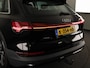 Audi E-tron 50 quattro edition 71 kWh 313 pk | SOH 99% | Navigatie | Trekhaak (afneembaar) | Parkeersensoren | Luchtvering |