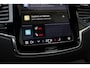 Volvo XC90 T8 automaat Recharge AWD Ultimate Dark | Panoramadak | Head-up display | Keyless entry | Elek. bed. stoelen voorstoelen met geheugen | Luchtvering | Semi elek. trekhaak | 360 graden camera | Dealer-onderhouden | Verwarmbare voorstoelen en achterbank | Verwarmbaar stuurwiel | Bowers & Wilkins audio | Apple carplay | Adaptive cruise control | 7-zits |