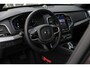 Volvo XC90 2.0 T8 Recharge AWD Ultimate Dark | Panoramadak | Head-up display | Keyless entry | Elek. bed. stoelen voorstoelen met geheugen | Luchtvering | Semi elek. trekhaak | 360 graden camera | Dealer-onderhouden | Verwarmbare voorstoelen en achterbank | Verwarmbaar stuurwiel | Bowers & Wilkins audio | Apple carplay | Adaptive cruise control | 7-zits |
