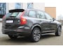 Volvo XC90 2.0 T8 Recharge AWD Ultimate Bright | Panoramadak | Head-up display | Keyless entry | Elek. bed. stoelen voorstoelen met geheugen | Luchtvering | Semi elek. trekhaak | 360 graden camera | Dealer-onderhouden | Verwarmbare voorstoelen en achterbank | Verwarmbaar stuurwiel | Bowers & Wilkins audio | Apple carplay | Adaptive cruise control | 7-zits |