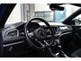 Volkswagen T-Roc 1.5 TSI R-Line 150PK Automaat | Navigatie | Winterpakket | Trekhaak