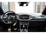 Volkswagen T-Roc 1.5 TSI R-Line 150PK Automaat | Navigatie | Winterpakket | Trekhaak