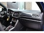 Volkswagen T-Roc 1.5 TSI R-Line 150PK Automaat | Navigatie | Winterpakket | Trekhaak